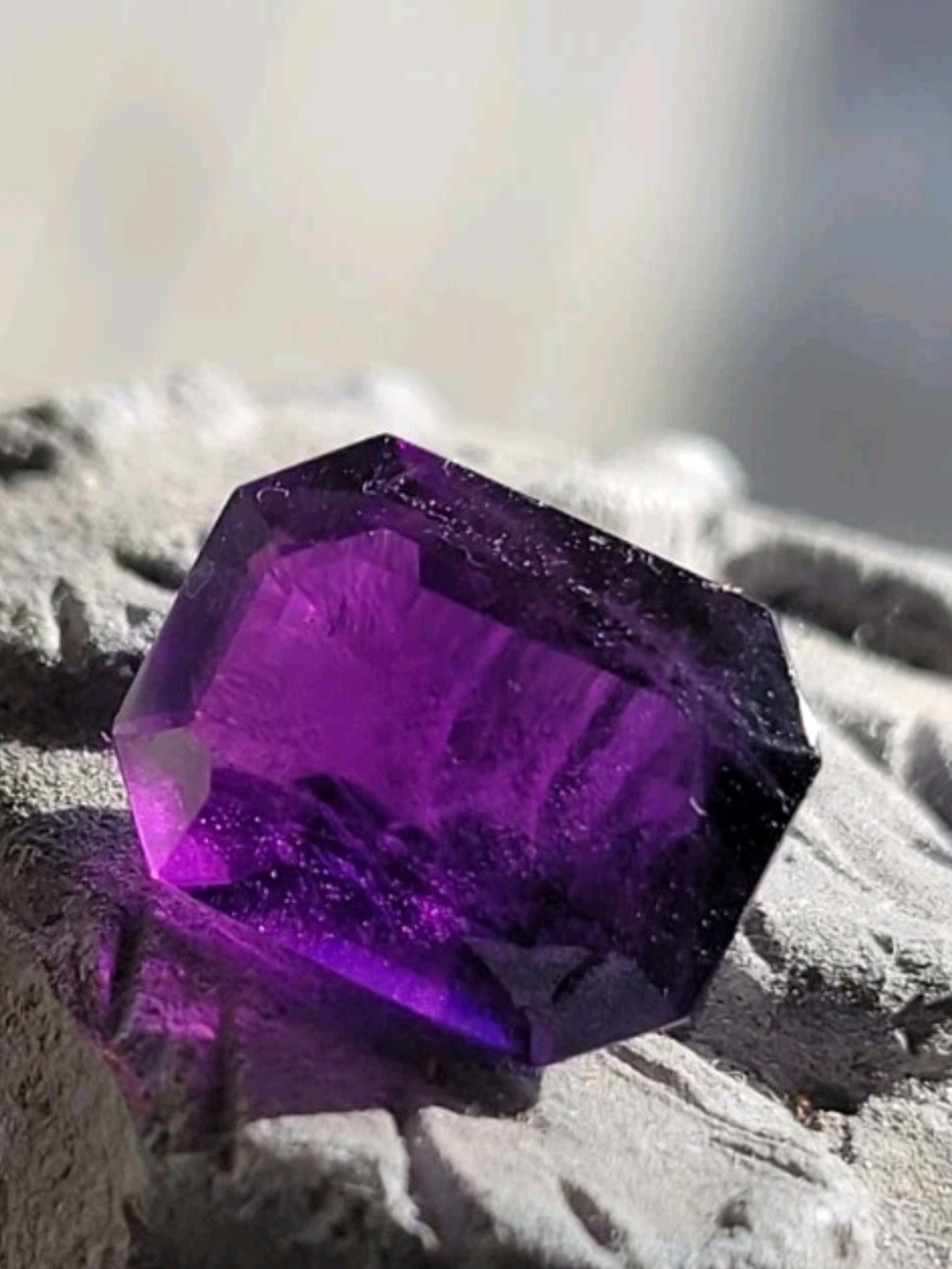 Natural Purple Siebrian  Amethyst Faceted Ring Gemstone 5 Carat Emerald Cut